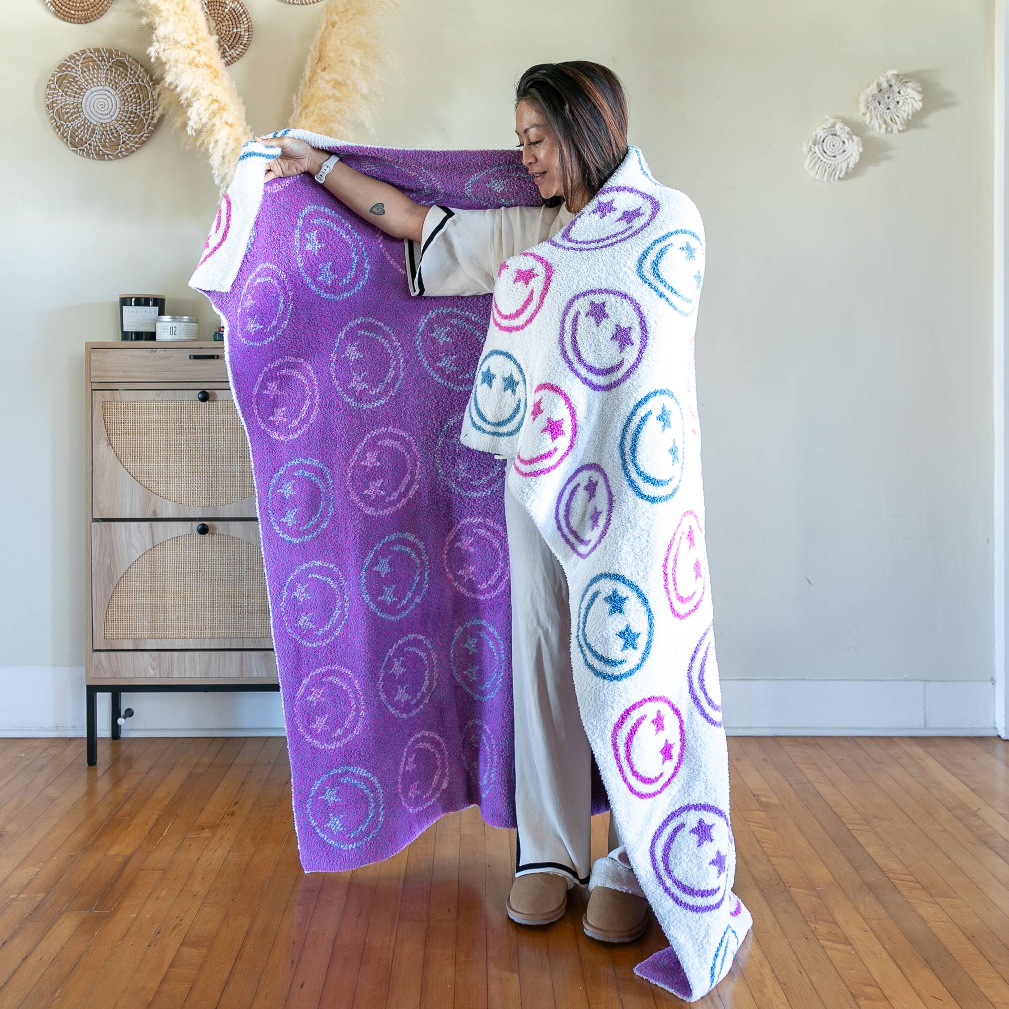 Living Royal Throw Blanket - Star Eyes Happy Faces