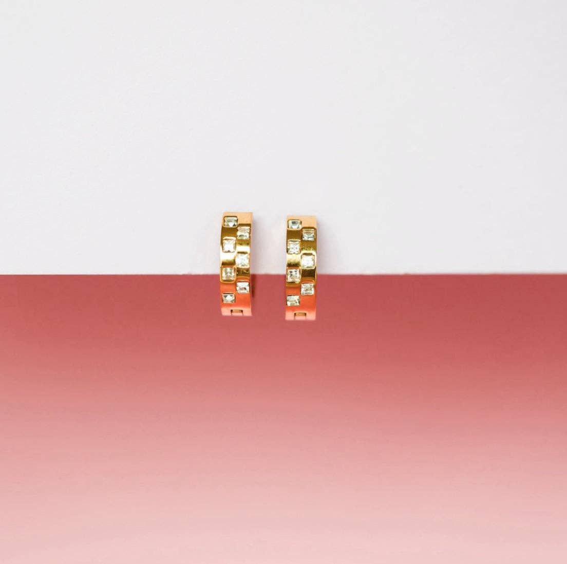 Pierced Co - Diamond Checkered Huggies