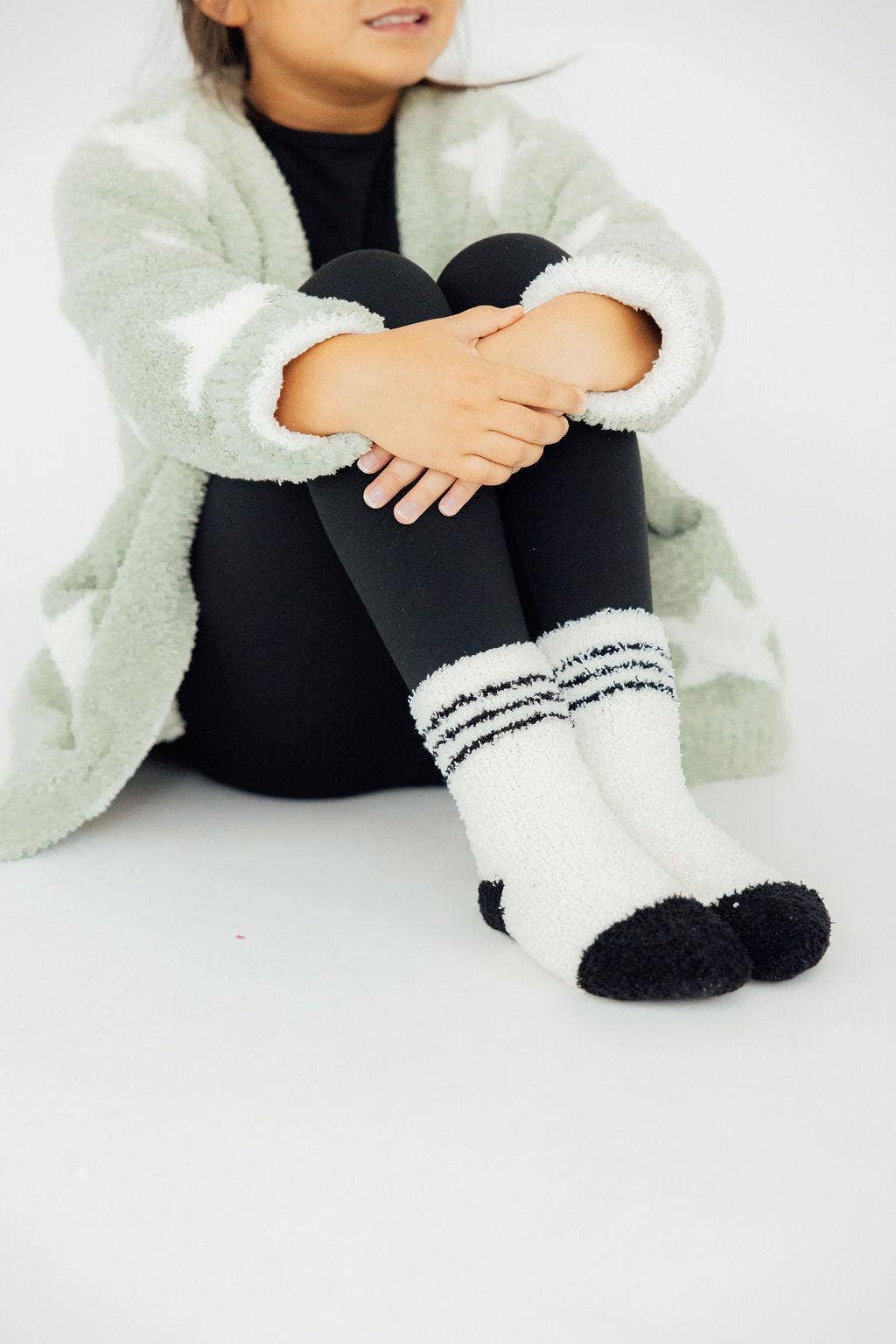 Mila & Rose - Coconut/Black Sporty Cozy Socks