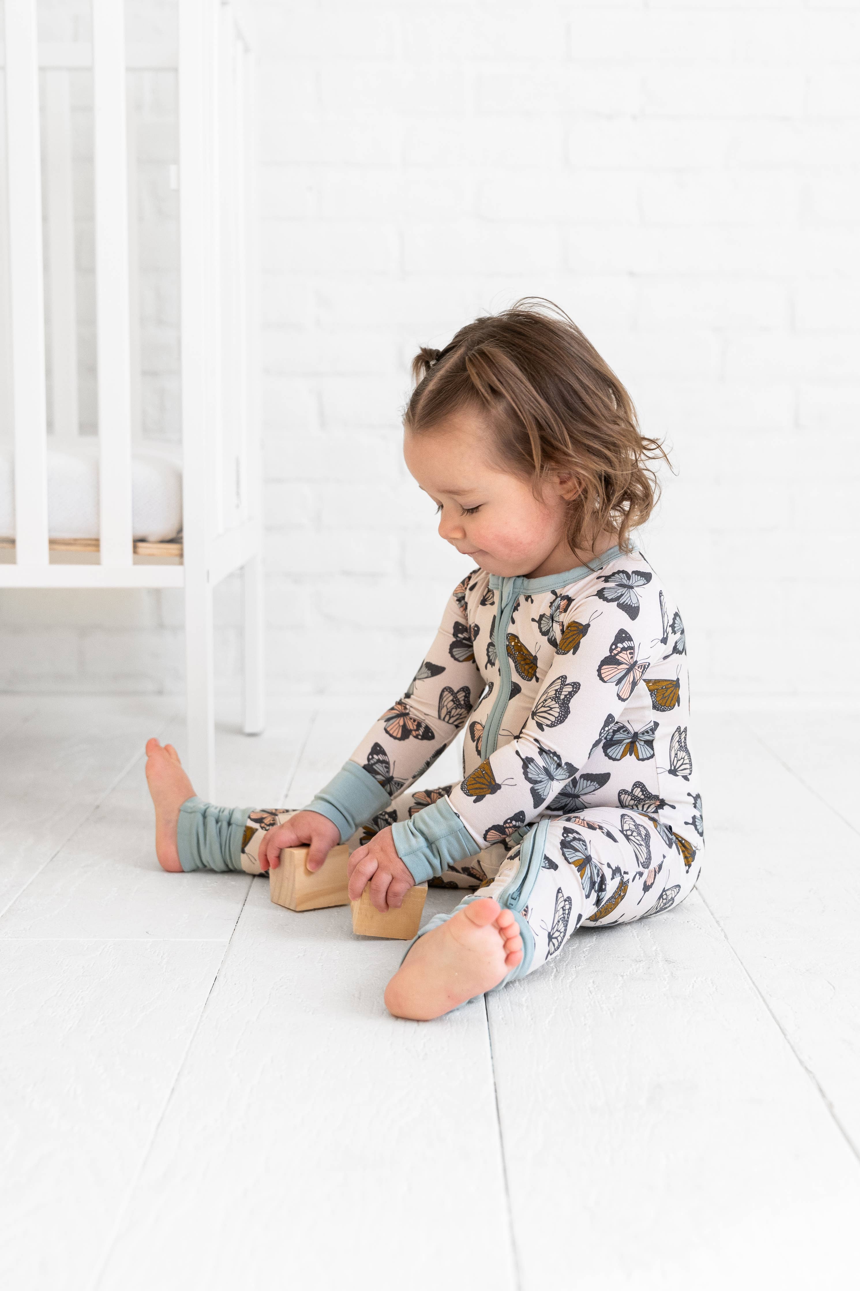 Hugga Babies Bamboo Convertible Romper - Social Butterfly