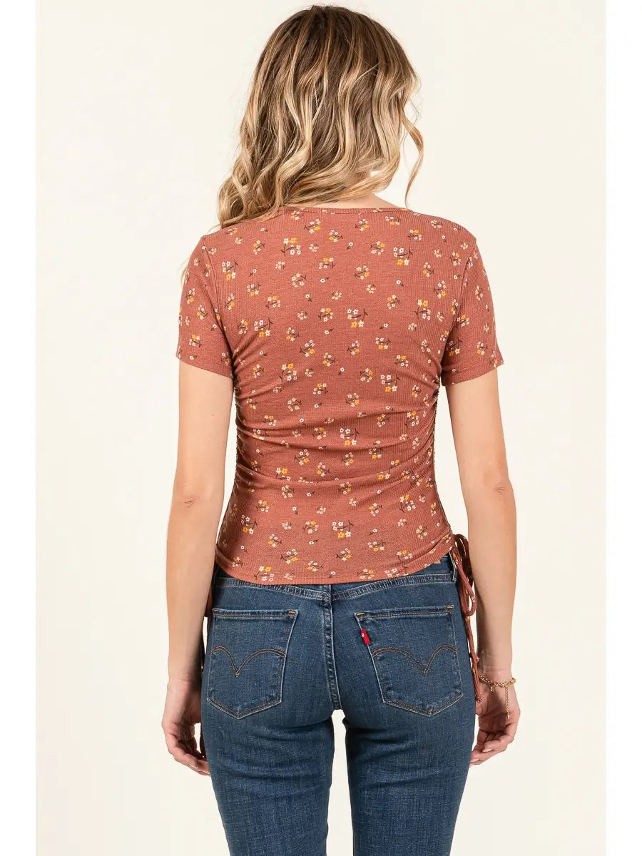 Short Sleeve Drawstring Ruched Side Knit Tee - Ginger Floral (Final Sale)