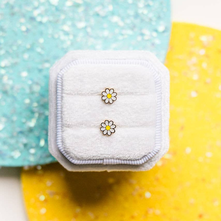 Desert Peach - Daisy Stud Earrings