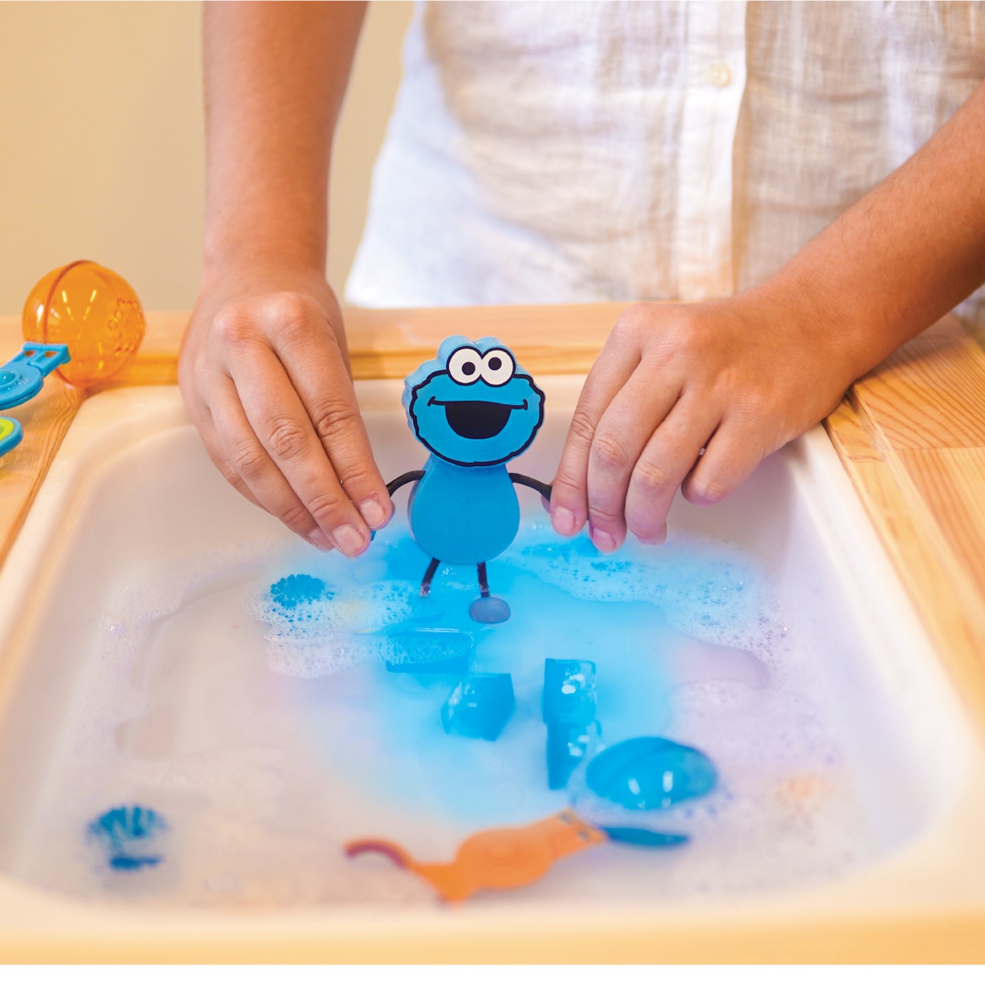 Glo Pals Light-Up Sensory Toy - Sesame Street Cookie Monster