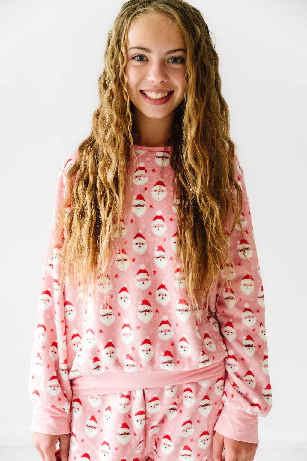 Macaron + Me - Stretch Plush Sweatshirt - Vintage Santa