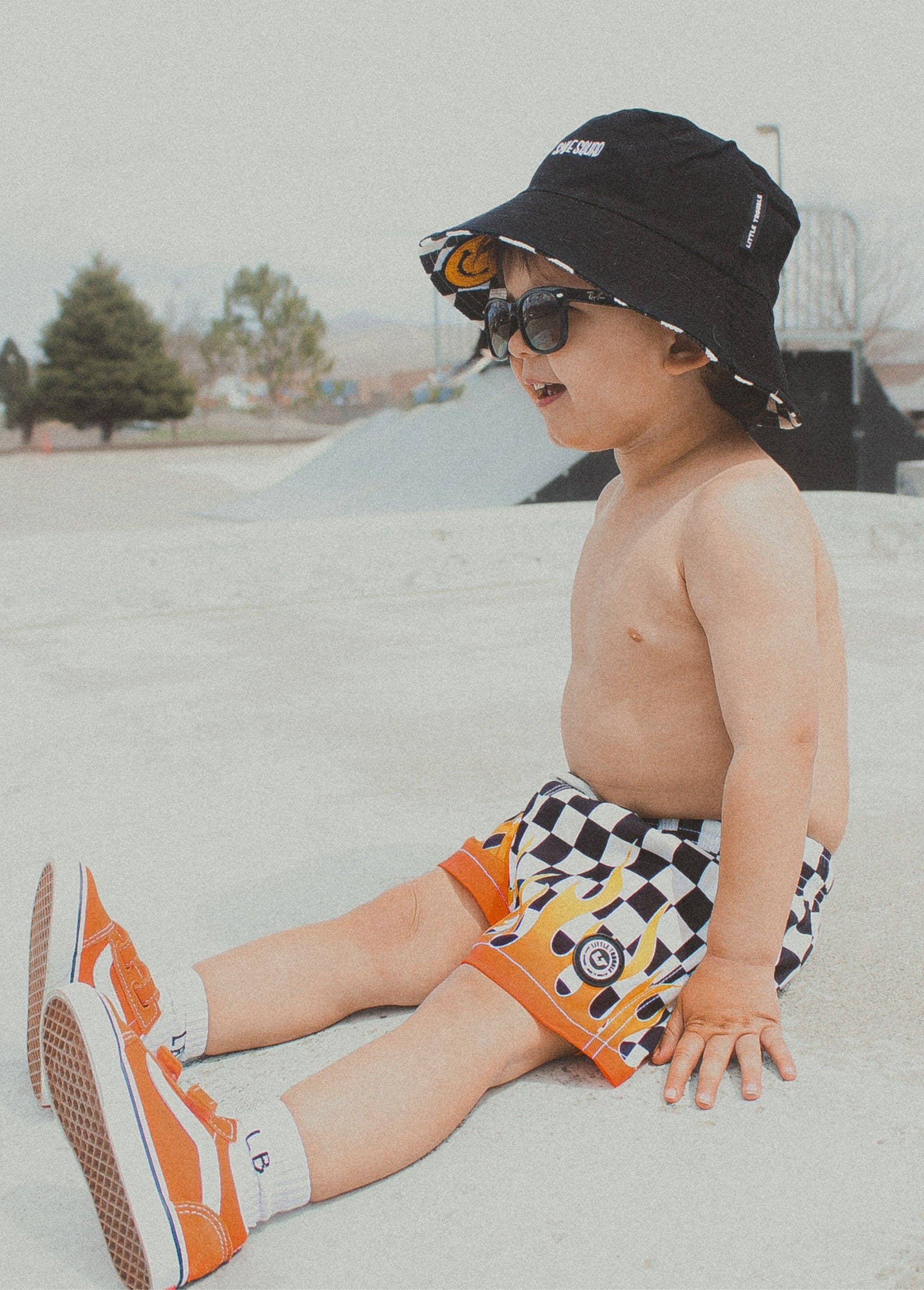 Little Trouble - Smiley Bucket Hat Checkers